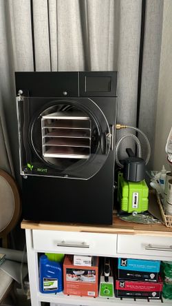 Freeze Dryer