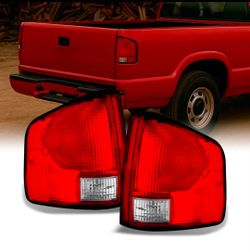 2nd Gen Chevy S-10 Tail Lights