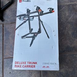 DELUXE TRUNK BIKE CARRIER