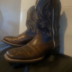 ARIAT BOOTS