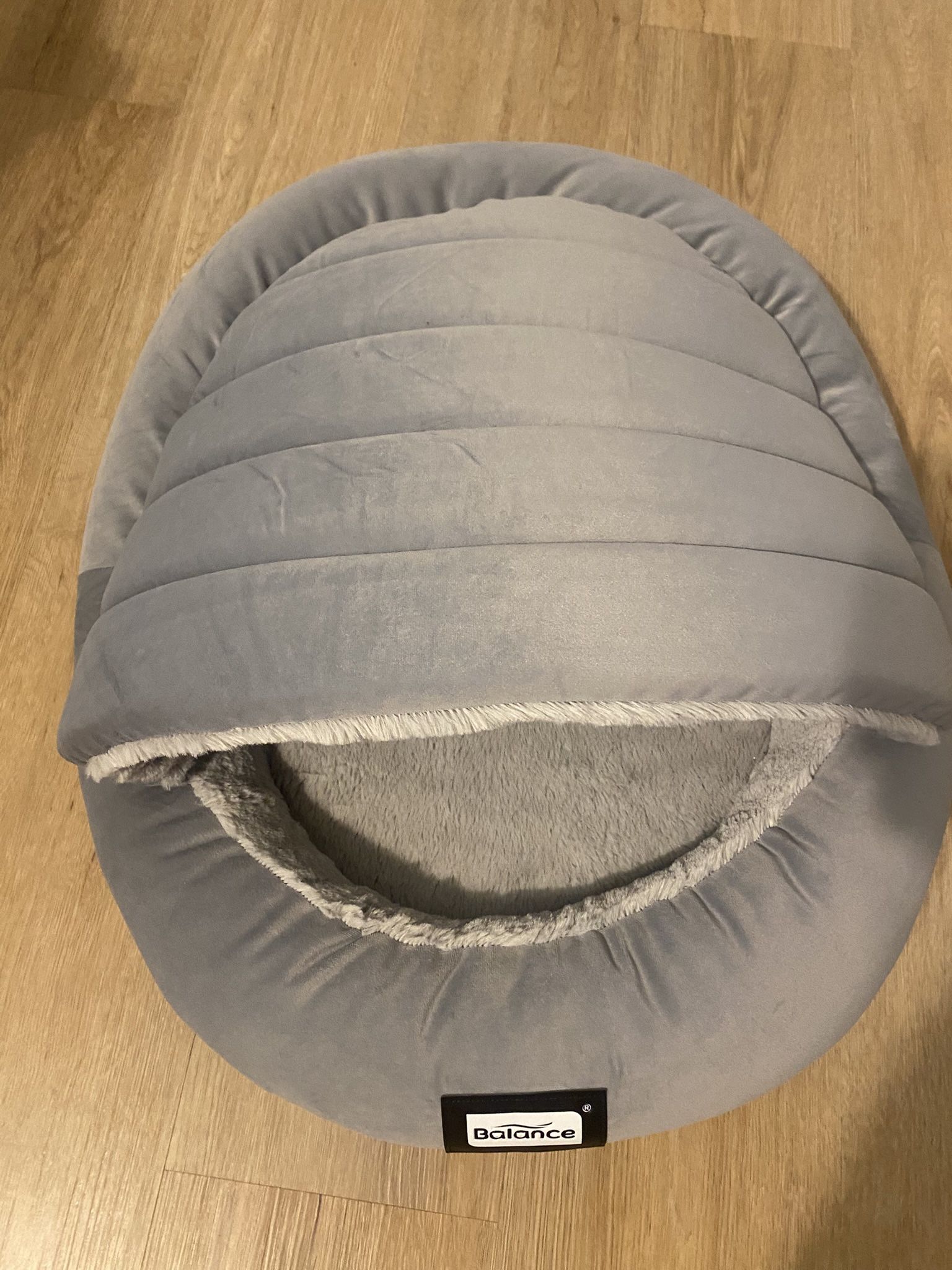 Balance 2 in 1 Cat Bed Cave for Kittens and Small Dogs, Cat Tents for Indoor Cats, Covered Cat Beds with Removable Cushion, Calming Cat Nest, Cat Hide