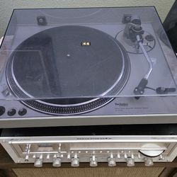 Technics SL-1700 Direct Drive Automatic Turntable Hu