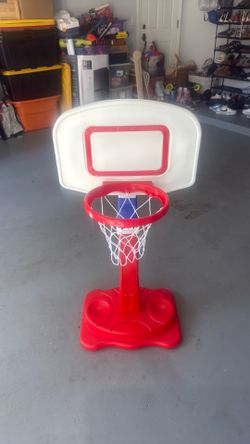 Kids basketball court