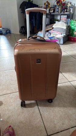 Luggage carry on