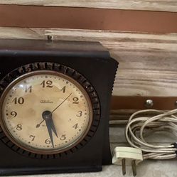 Vintage Telechron Electric Desk/Shelf Clock Art Deco Brown