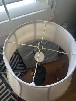 Table lamp