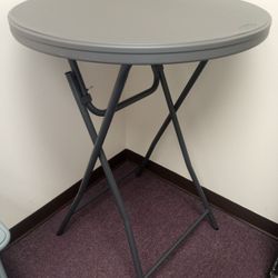 Round Folding Table