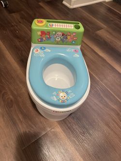 CoComelon Musical Transition Potty Trainer