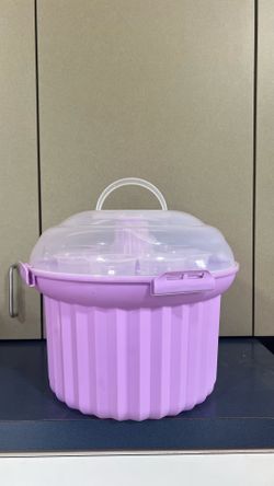 Giant Cup Cake holder