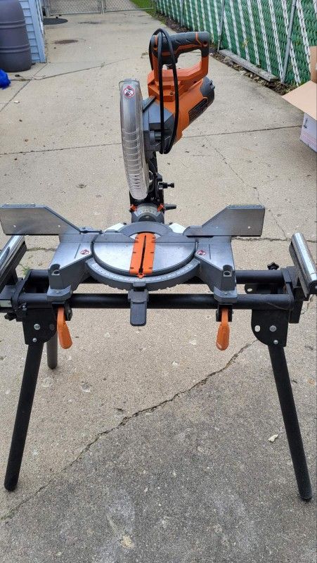 10" Ridgid mitter saw with stand