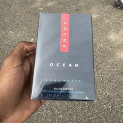 Prada Ocean Luna Rossa