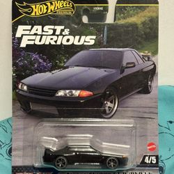 Hot Wheels Premium Furious 7 Black Nissan Skyline R32