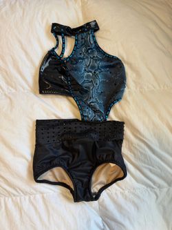 Dance Costume Two-Piece Set with Rhinestones