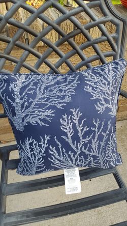 Outdoor pillow