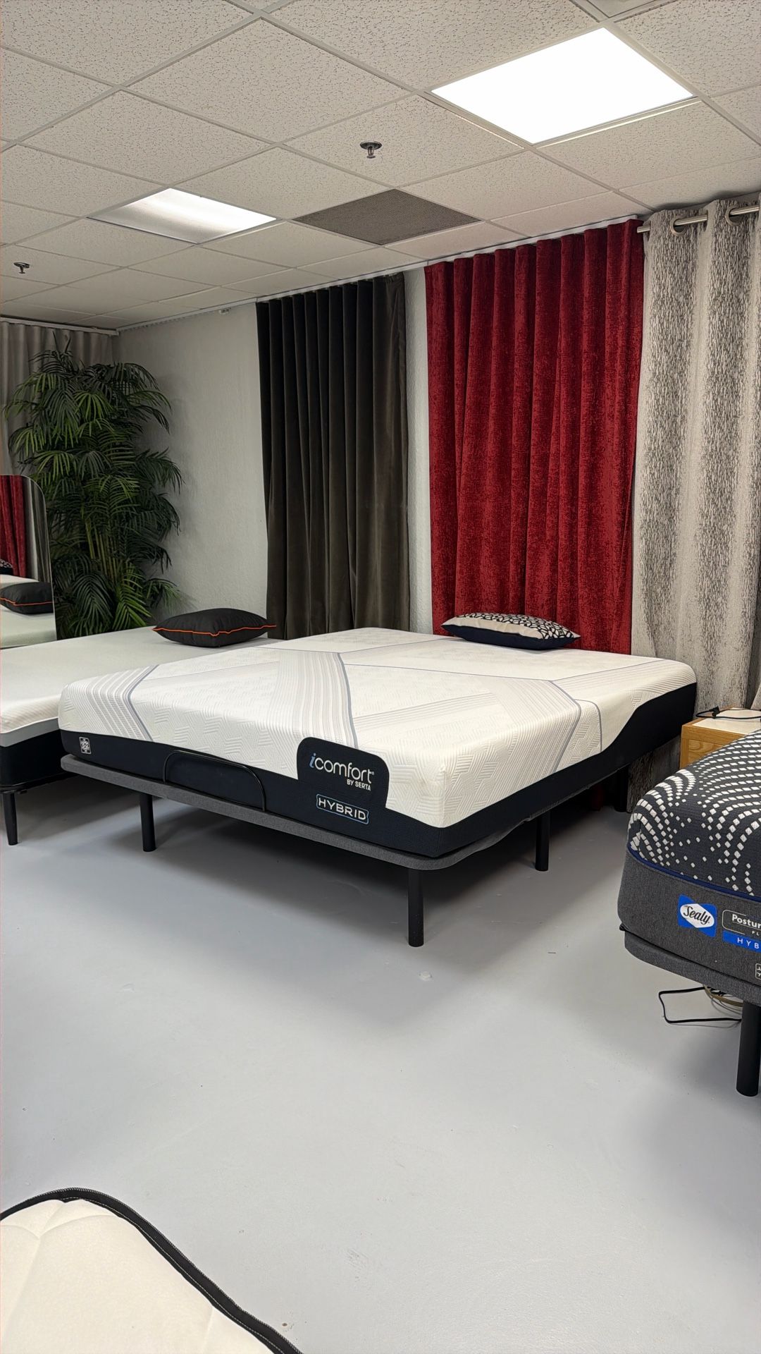 Brand New SERTA KING mattress