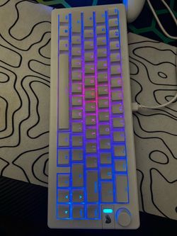Glorious gmmk 3  65% Gaming keyboard