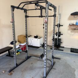 Squat Rack With Lat Pulldown