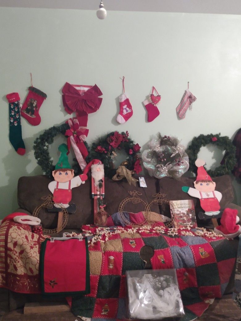 Huge Christmas Lot