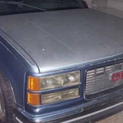 OBS Chevy / GMC Front Clip. No Grille