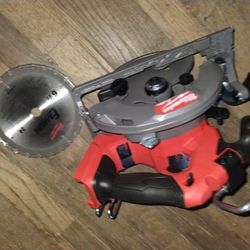 Milwaukee Skill Saw And Blade
