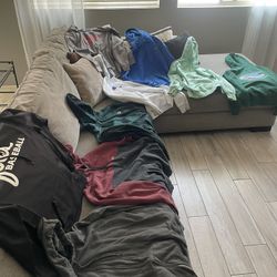 9 Items (2 Zip Down Sweaters And 6 Hoodies- Sold As A Bundle For $20)