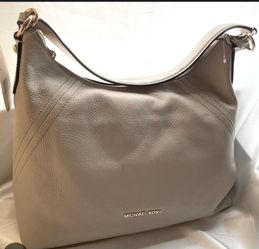 Beautiful Leather Michael Korr s purse