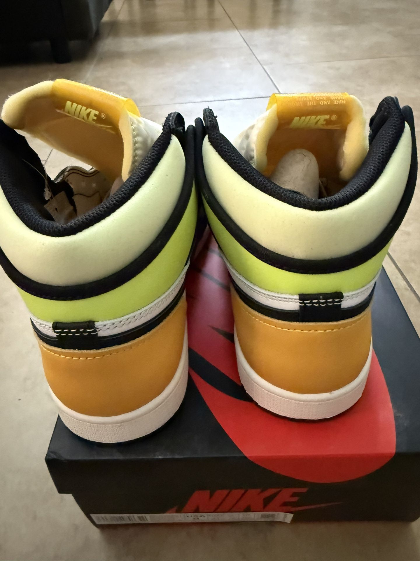 Jordan 1 High Men 8 New