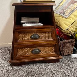 Burro Antiguo De Madera. Antique Wooden Side Table 