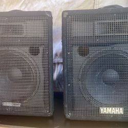 Yamaha Speaker Set of 2