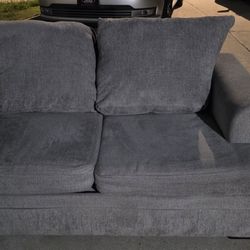 Loveseat (Free)