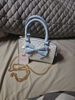 Blush Kiss Mini Handbag with Chain Strap