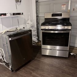 Dish Washer & Stove