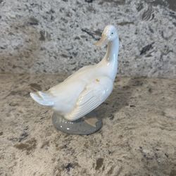 Lladro ‘Turned Duck’ 1978  5’
