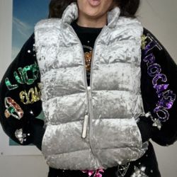 Calvin Klein Performance Down silver crushed velvet Puffer vest Unisex  size M