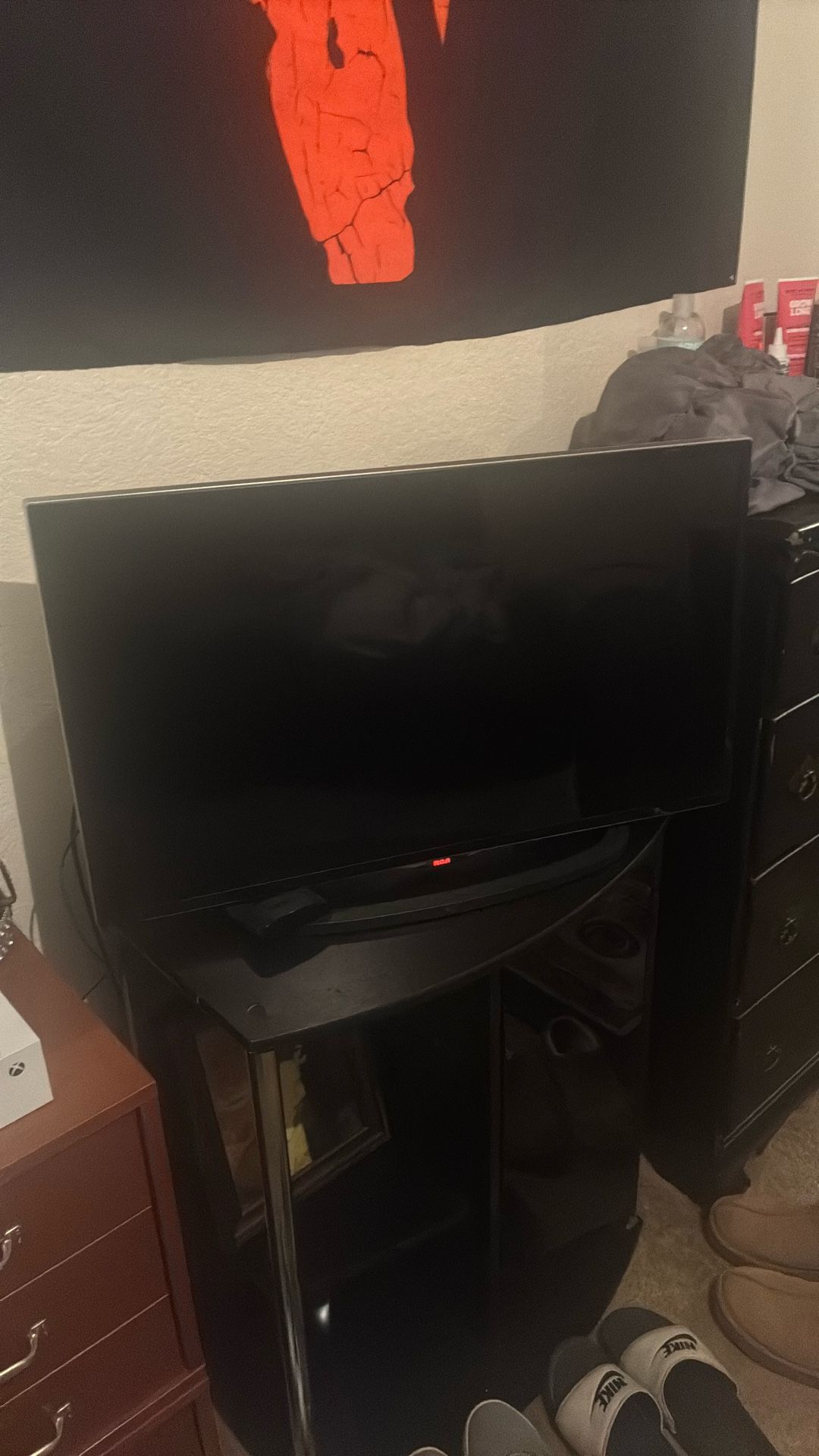 RCA Flatscreen TV