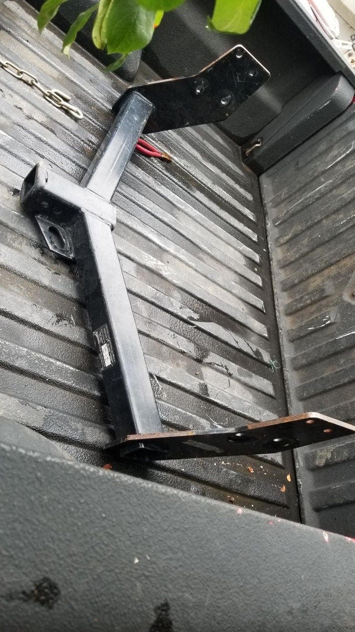 Reese Towpower Trailer Hitch 51046 Nissan Pathfinder