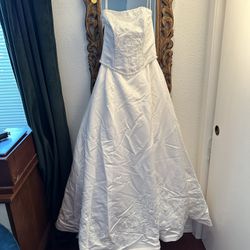 Wedding Dress Size 8 
