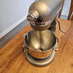 Kitchen Aid Stand Mixer