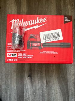Milwaukee M-12 Compact Spot Blower with (1) RedLithium CP 2.0 Battery Pack