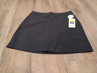 Vuori Meta Skirt (New With Tags) Sz L
