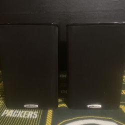 Polk Audio TSi100 2-Way Bookshelf Speakers. 