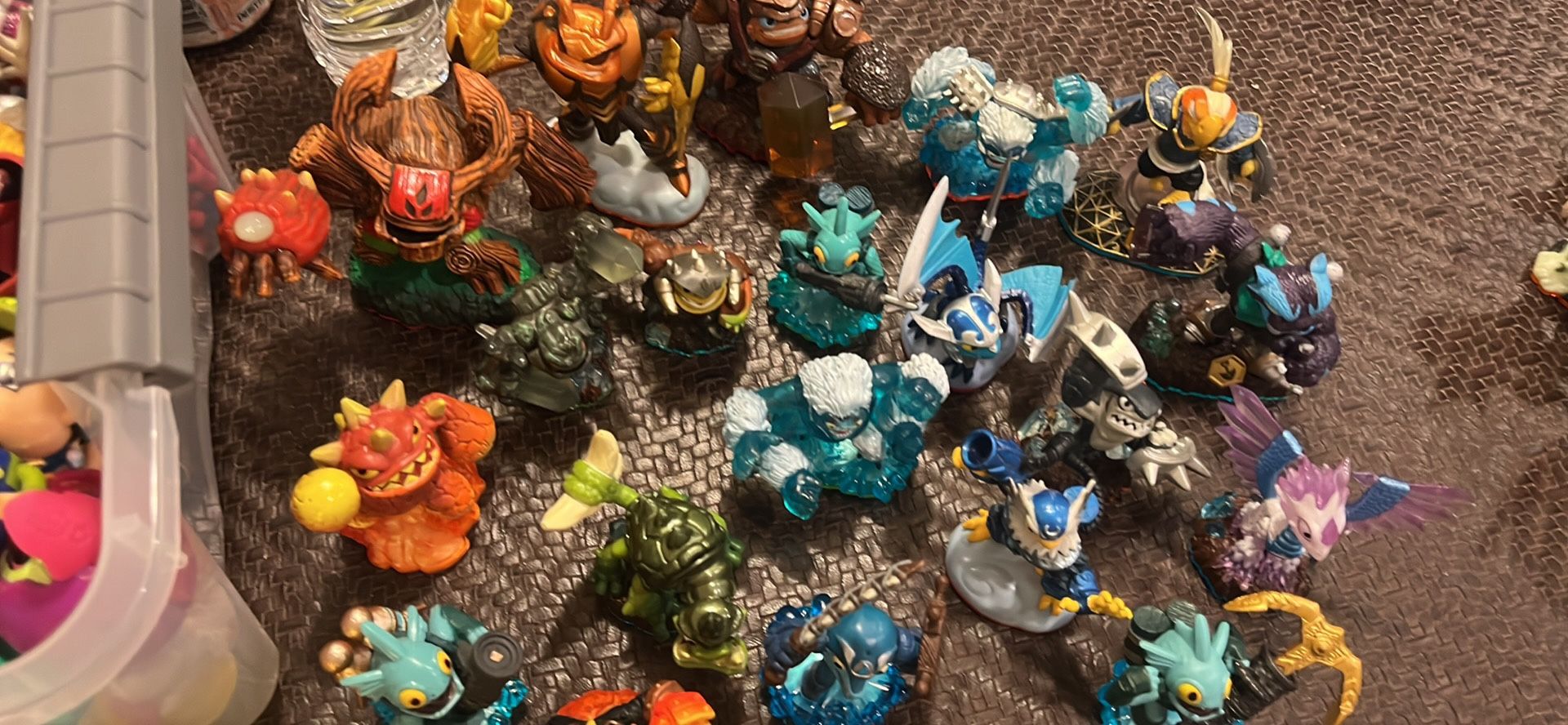 Skylanders (Lot Of 20) Great Condition Activision Nintendo Wii WiiU Switch Xbox