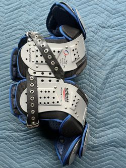 Schutt Football Shoulder Pads Like New Youth Med