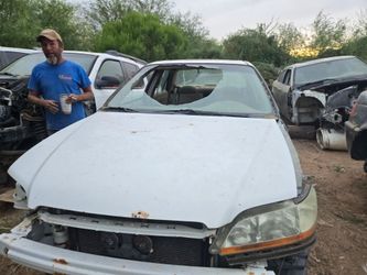 Selling parts only 1998 Honda accord v6