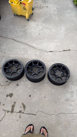 Polaris Rzr Bed lock Wheels.