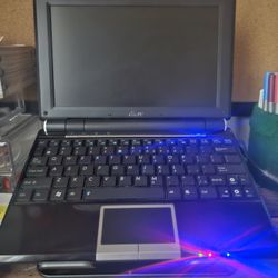 Asus Eee PC 1000HA Laptop
