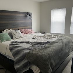 King size Bed 