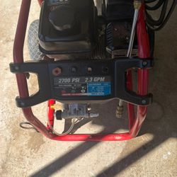 Homelite Water Pressure Machine
