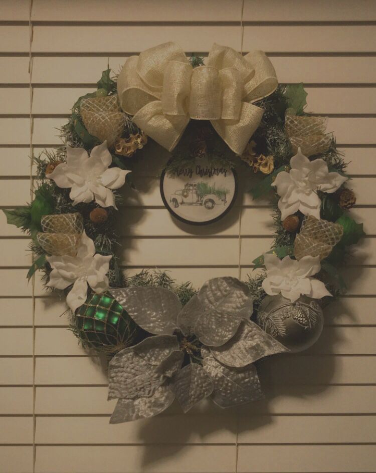 18” Christmas 🎄 Wreath