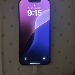 Pink iPhone 13 & Black iPhone 13 